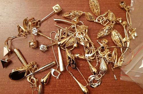 Gömrükdə külli miqdarda qızıl tutuldu - Fotolar