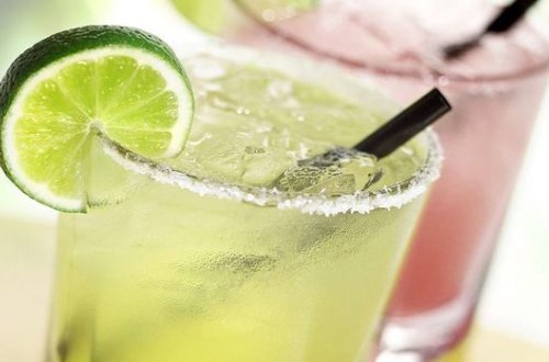 Şirin qazlı içkilər uşaqların SÜMÜYÜNÜ 