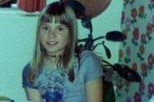 Ana 10 yaşlı qızını çimərlikdə məşhur rejissorla tək qoydu, qız zorlandı - FOTO