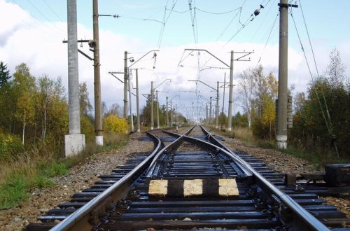 Yaşlı kişidən GÖZLƏNİLMƏZ HƏRƏKƏT - Xadiməni... - VİDEO