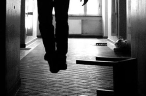 Beyləqanda 26 yaşlı ruhi xəstə özünü öldürdü