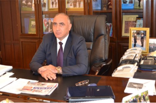 İcra başçısını ifşa edən məmur işdən qovuldu - Goranboyda qalmaqal