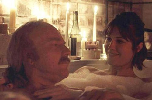 4 uşaq atası gecə boyunca serialdakı tərəf müqabili ilə əyləndi - FOTO