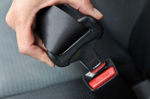 Bu sürücülər təhlükəsizlik kəməri taxmaya bilər