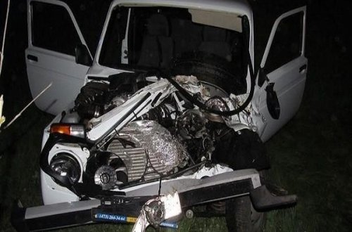 Şəmkirdə “NİVA” aşdı, polis yaralandı