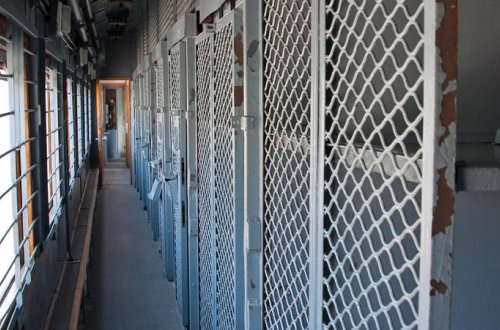 Kriminal avtoritetlər xüsusi təyinatlı vaqondan belə qaçdı - ŞOK PLANIN DETALLARI