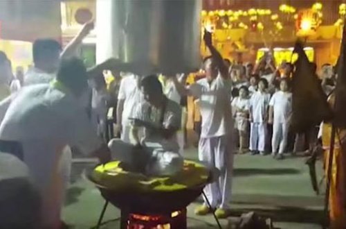 Dini sekta lideri qazanda yanıb öldü — VİDEO