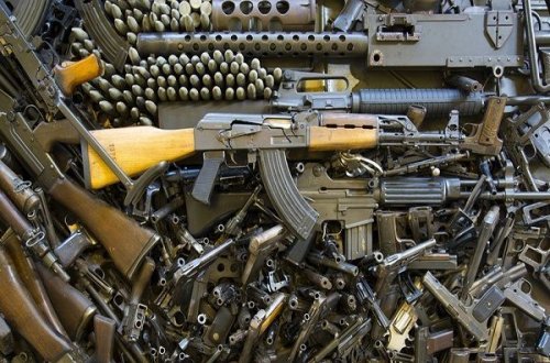 Ermənistan ordusunda silah-sursat satmaq istəyən 2 hərbçi həbs edildi