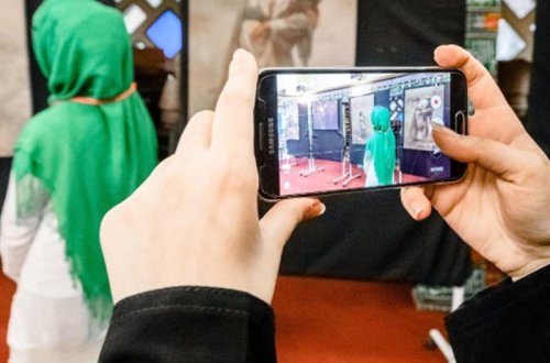 Hicablı qıza başını aç deyən müəllim həyatının şokunu yaşadı