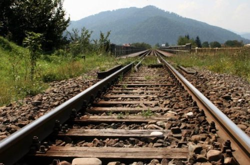 Bakı-Tbilisi-Qars dəmir yolu xətti bu gündən işə düşür