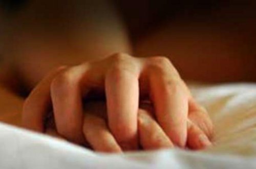 Xəyanət edilən ərə arvadından daha bir zərbə! - Sevgilisindən olan uşağını gizlicə ərinin adına keçirdi