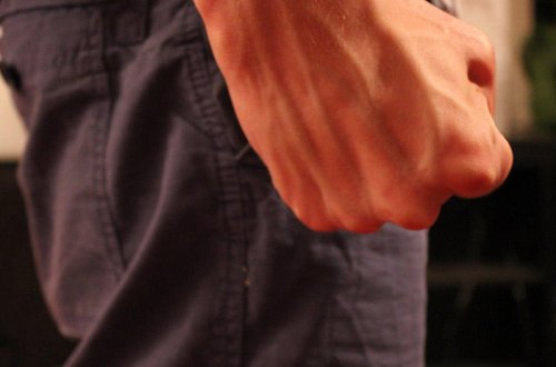 Bakıda biznesmen qonşusunu ölümlə hədələdi: 