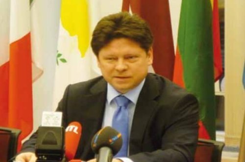 AŞ nümayəndəsi Azərbaycanda siyasi qərarların qəbulunda qadınların rolundan danışdı