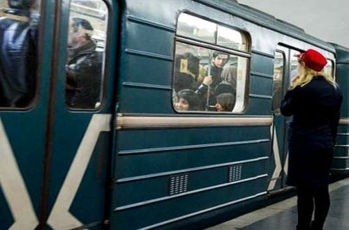 Metroda problem yarandı - Yenilənib