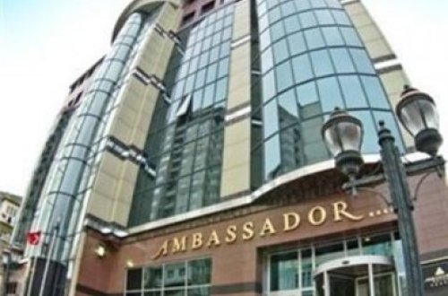 Məmur oğlu azyaşlı qıza NAZIR YAVƏR CAMALOVUN OTELINDƏ təçəvüz etdi - TƏCİLİ