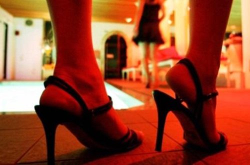 İnternetdə tanış olduğu qadınla görüşə getdi - şok oldu