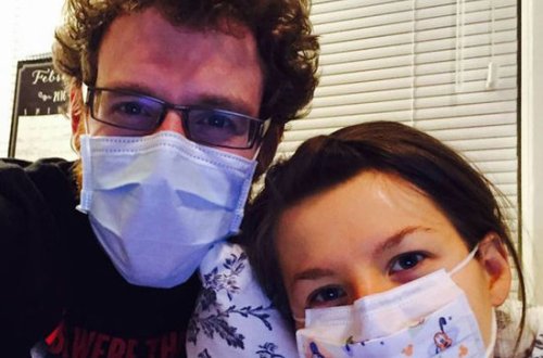 Ərinə qarşı allergiyası var - Nadir xəstəlikdən əziyyət çəkən qadın - FOTO