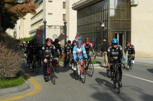 Bakıda veloyürüş keçirildi – FOTO