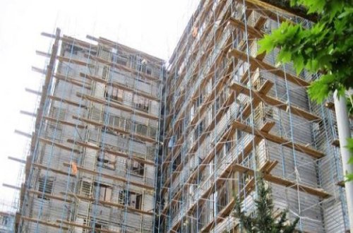 Sabunçuda qəribə olay - İcra hakimiyyəti evin qapısını bağladı - FOTO+ YENİLƏNİB