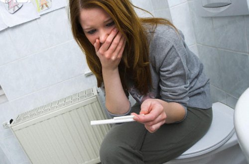 30 yaşlı qadın 14 yaşlı oğlandan hamilə qaldı, həbs olundu - FOTO