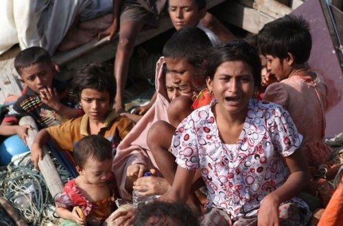 Myanma Aİ-nin rohinca müsəlmanları ilə bağlı təklifindən imtina edib