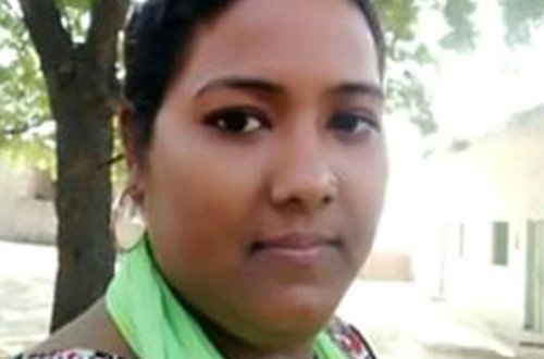 Hindistanda vəhşilik — İşə girən arvadının üzünü yandırdı