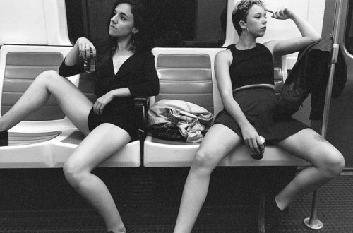 Əxlaqsızlığı təbliğ edən dəb yarandı - FOTO