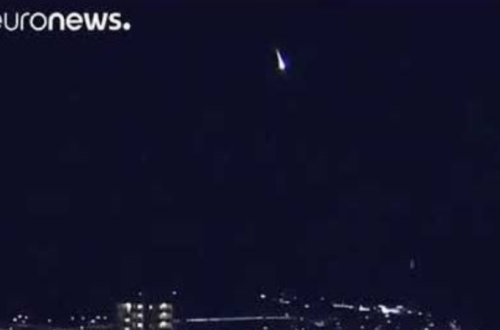 Gecə göydə baş verənlər sakinləri QORXUYA SALDI - VİDEO