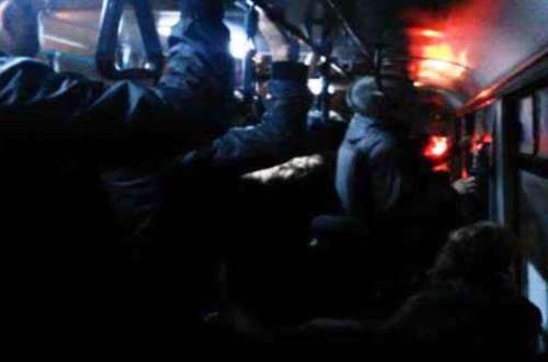 Bakıda avtobus marşrutunda növbəti hoqqa - Camaatı yarıyolda düşürdülər