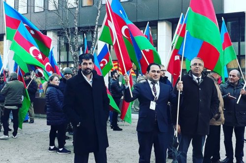 Brüsseldə yüzlərlə azərbaycanlı İlham Əliyevə dəstək aksiyası keçirdi - 