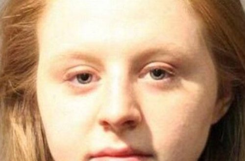 Şagird sinif otağında müəllimini elə bir vəziyyətdə VİDEOya çəkdi ki... - FOTO