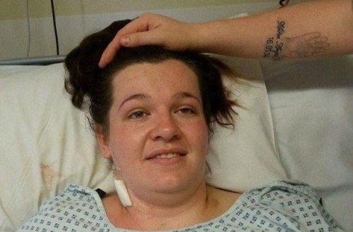 22 yaşlı qadın özünü 13 yaşında bilir - səbəbini biləndə şok olacaqsınız