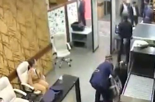 Komitə türk rejissorun gömrükdəki görüntülərini yaydı - VİDEO