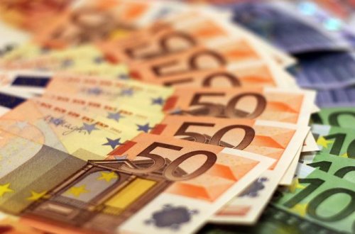 VALYUTA MƏZƏNNƏLƏRİ