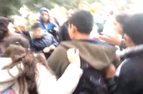 Məktəbli qızlar saçyolduya çıxdılar - VİDEO - FOTO