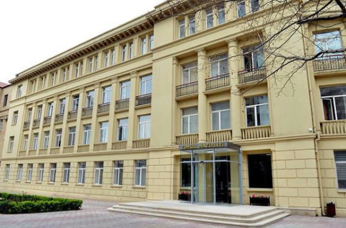 Təhsil Nazirliyi diplomlarla bağlı müraciətləri araşdırır