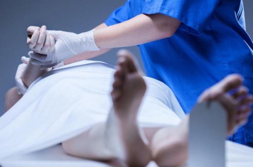 Ölən sevgilisi ilə cinsi əlaqədə oldu: 