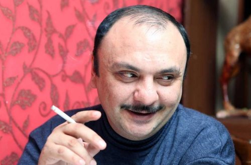 Anar Nağılbazın YENİ VİDEOSU YAYILDI: bu dəfə həyat YOLDAŞI İLƏ...