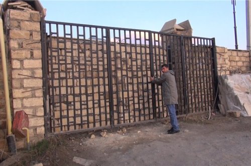 Gədəbəyin icra başçısı yolkəsənlik edir - qonşunun yolunu kəsib, sahibkarın obyektinə yol açır – QALMAQAL, VİDEO