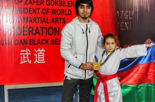 Yeddi yaşlı karateçi Mədinə Kazımova dünya kuboku yarışının qalibi olub