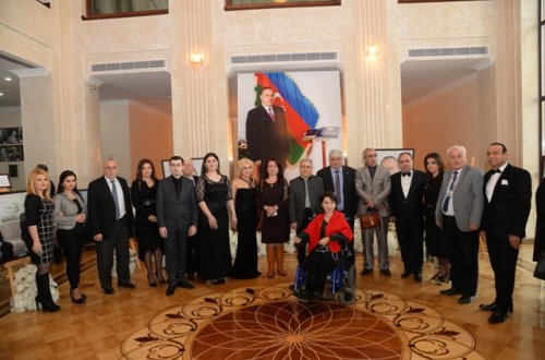 Nəsimi rayonunda əbədiyaşar Ulu Öndər Heydər Əliyevin xatirəsinə həsr olunmuş anım mərasimi keçirilib