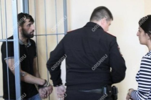 Arvadına zəng edən qonşusunu çölə aparıb döydü, lüt soyundurdu, sonra... - Kürdəmirdə İNANILMAZ OLAY