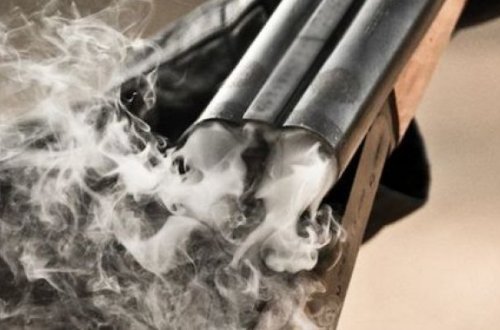 Lənkəranda yeniyetmə özünü güllələdi