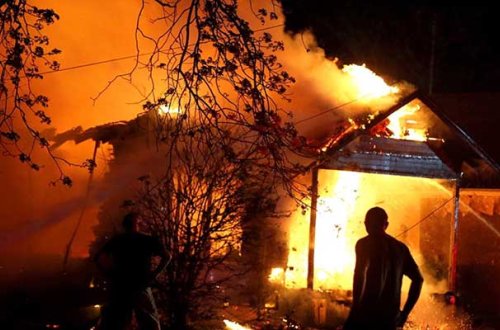 Bakıda kafedə partlayış olub