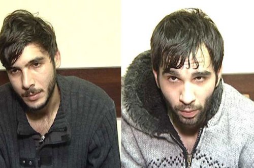 Taksi sürücülərini hədələyib maşınını aldılar