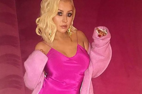 Çəhrayı gecəliyi ilə ad gününü qeyd etdi - FOTO