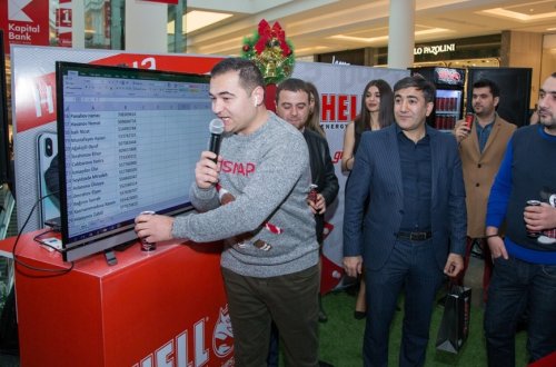 HELL enerji içkisi iPhoneX hədiyyə etdi - FOTOLAR