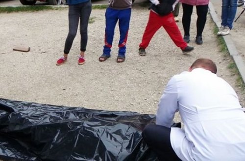 Namusa görə ürəyindən güllələdi: 