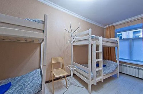 Köçkünlər tələbə yataqxanasından çıxarılacaq