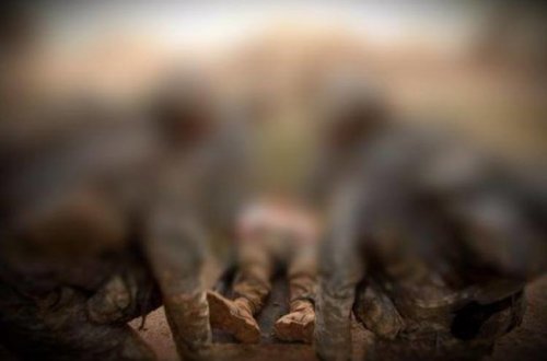 Erməni ordusunda biabırçılıq: Zabit cinsi istəyini yerinə yetirməyən əsgərin başını əzdi